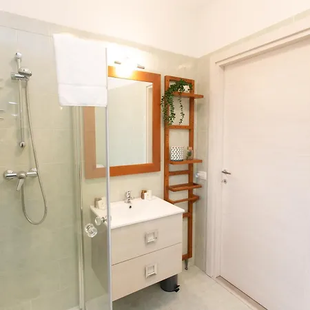 Harmonie House Apartment *